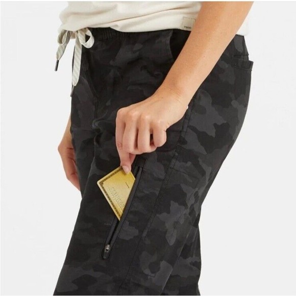 Black Camouflage Vuori Women's Pants - Picture 5 of 5